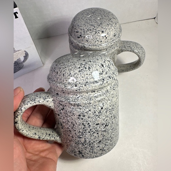 HOAN CERAMIC SPONGE WARE SALT & PEPPER SET MADE IN TAIWAN - Picture 14 of 14